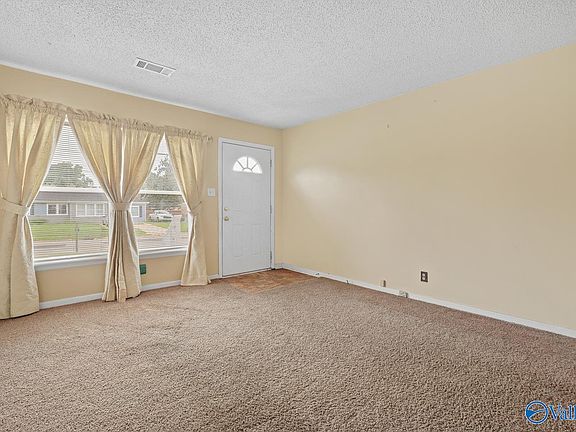 4th image of 3805 Harwood Ave SW