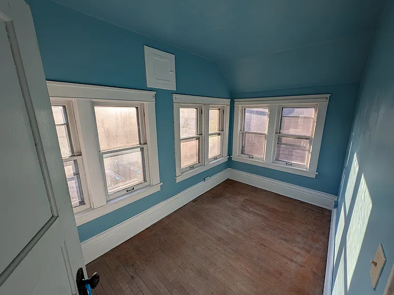 3602 Garfield Ave — Photo 10