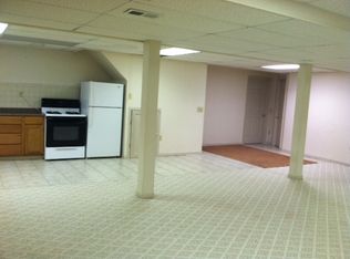 1111 Baker Ct, Troy, MI 48083