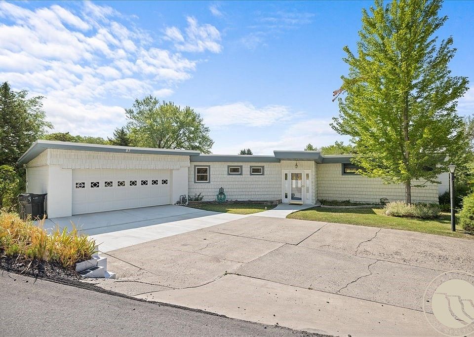 1st image of 87 Mountain View Blvd