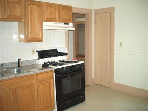 2nd image of 111 Babson St Unit 3