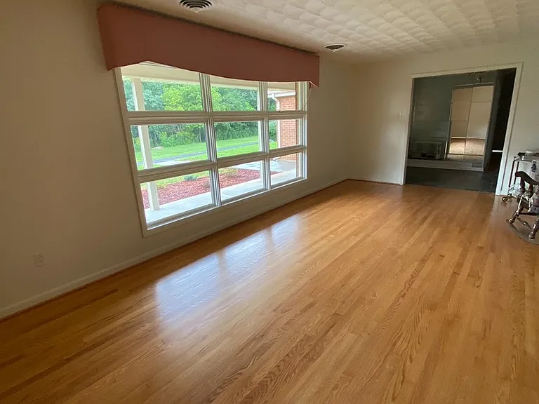 207 Riverview St — Photo 21