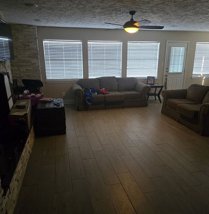 2nd image of 3001 Ocean Way