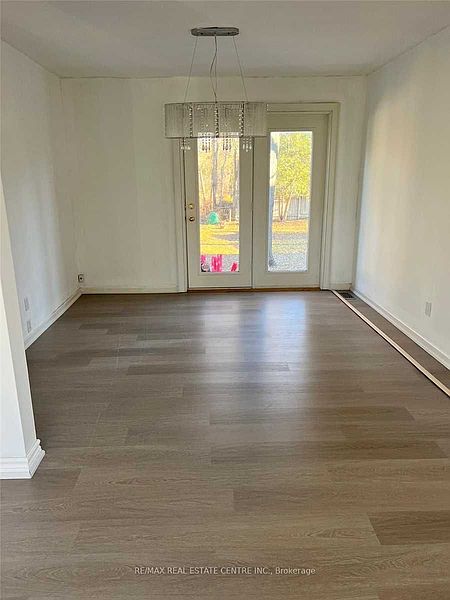 Mississauga House for rent - 3 Bedrooms — photo 3