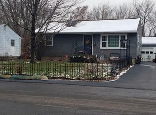 1305 Mossman Ave, Springfield, IL 62702