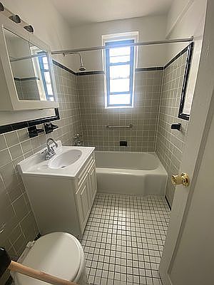 4th image of 333 Martense St APT 6B