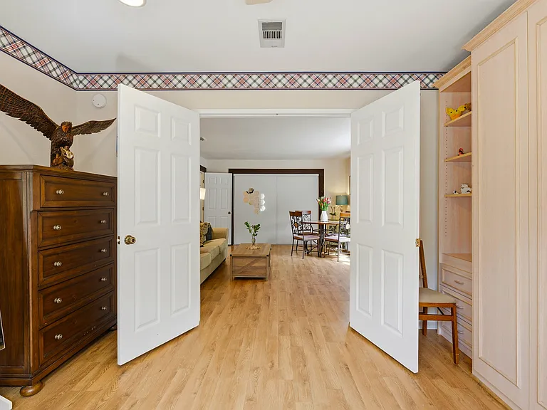 24668 Ebelden Ave — Photo 13