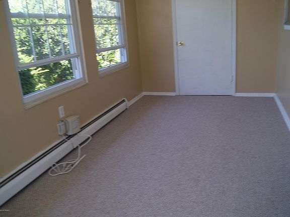 3rd image of 10 Caribbean Ct