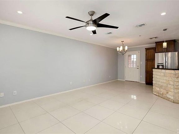 4th image of 103 S 48th Ln APT 3