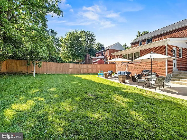 2605 Arcola Ave — Photo 29