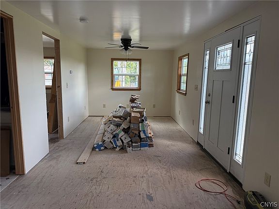 2nd image of 7167 Ferstler Rd