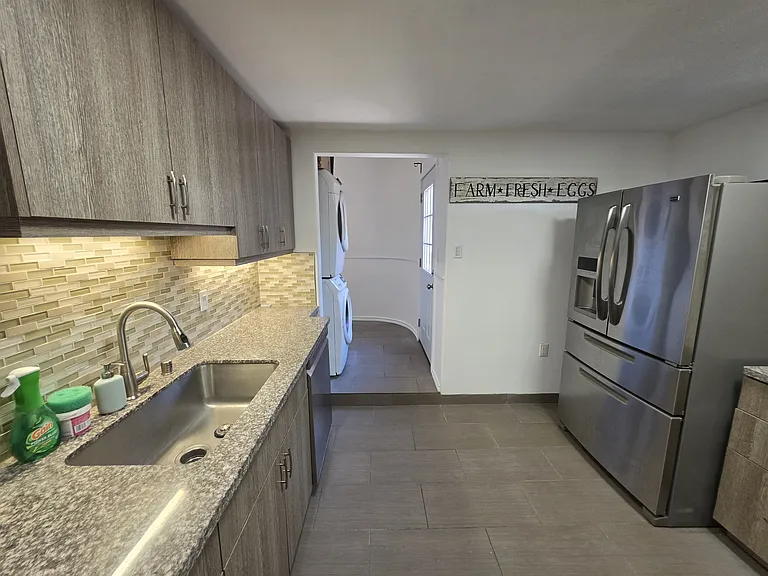 6641 Agnes Ave #GH — Photo 37