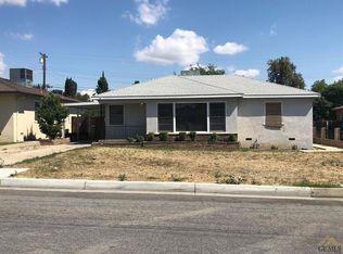 113 La Mesa Dr, Bakersfield, CA 93305
