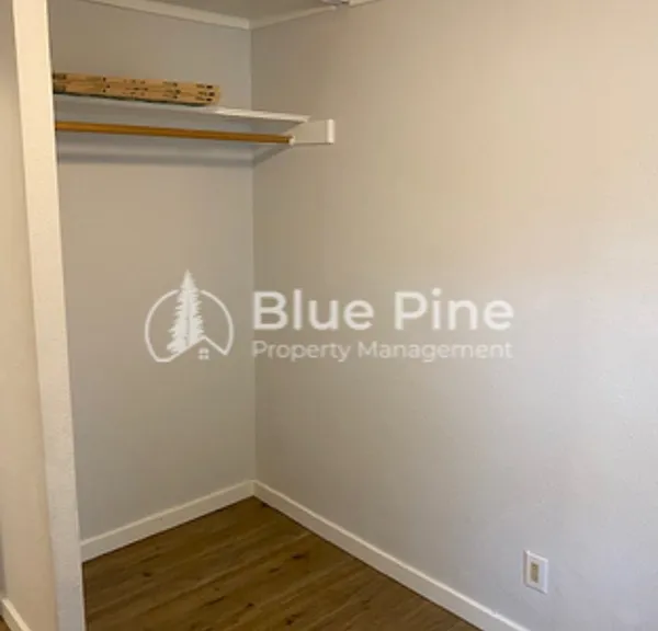 925 Wilson Ave #23 — Photo 7