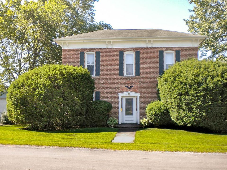 1st image of 227 Pine St