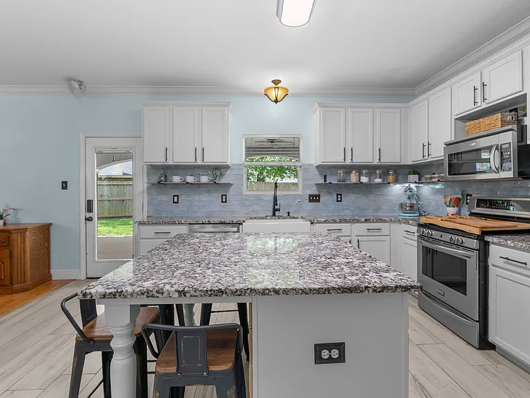 4506 Noble Ct — Photo 35