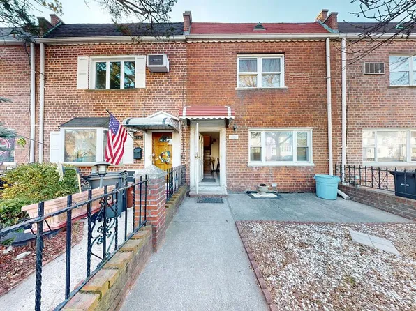 65-38 75th Pl #1, Middle Village, NY 11379