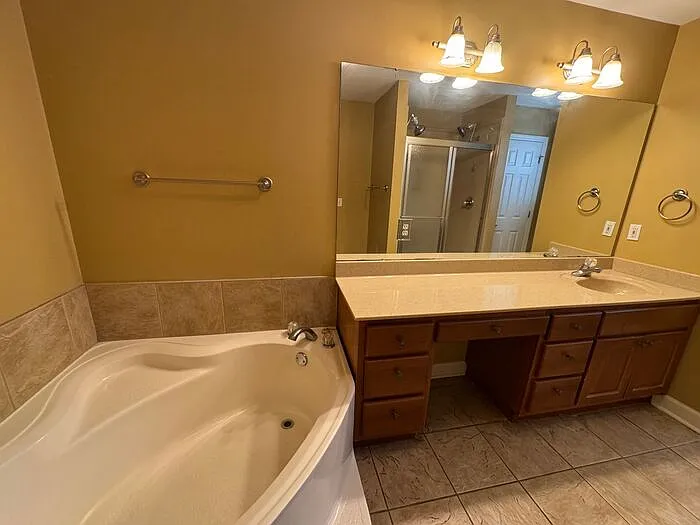 5311 Frankford Dr SE — Photo 10