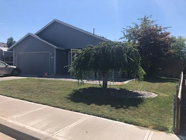 8308 Wrigley Dr — Photo 2