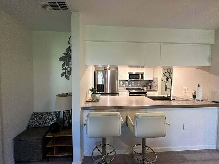 2023 N Via Miraleste — Photo 10