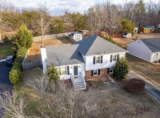 2271 Sunburst Rd #1, Evington, VA 24550