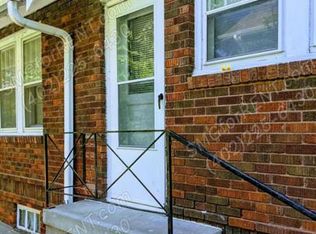 3044 Newport Ave, Omaha, NE 68112