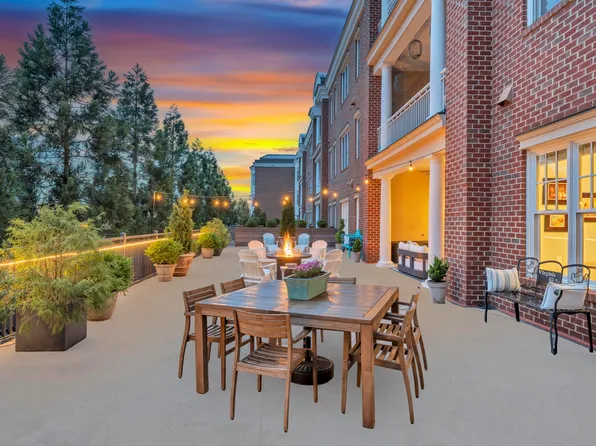 2125 Yellow Mountain Rd APT 106, Roanoke, VA 24014