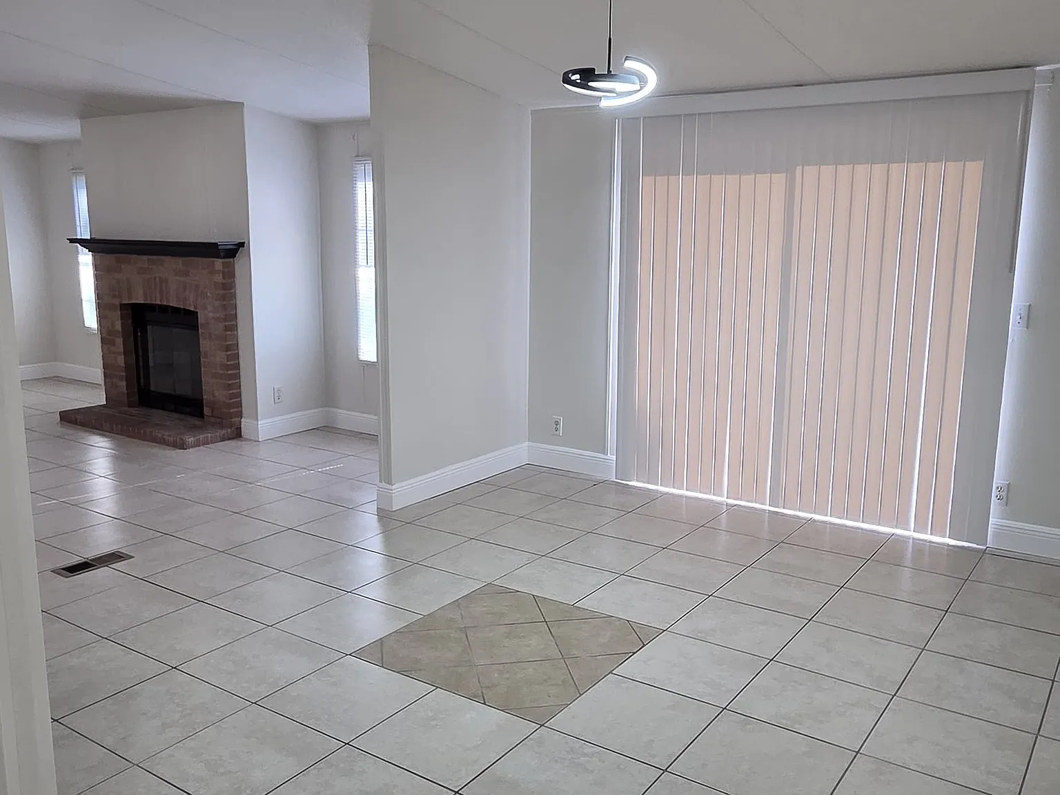 6041 Mangrove Dr — Photo 4