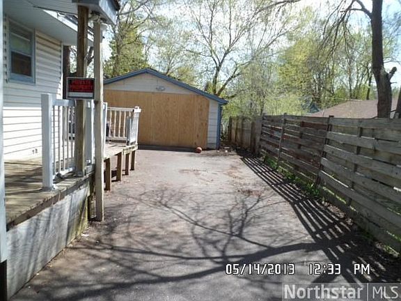 2nd image of 1192 Frisbie Ave E