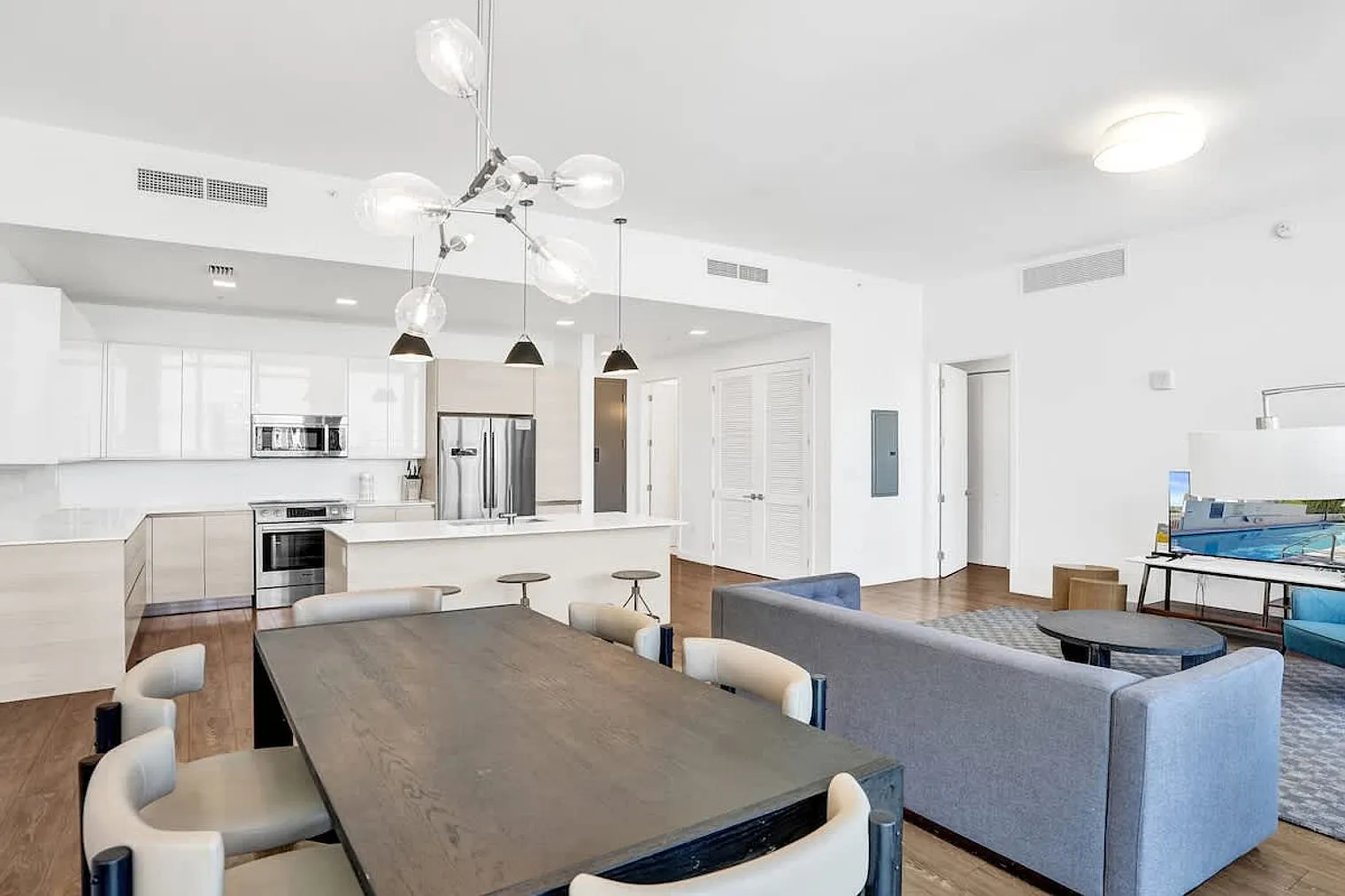2 bed, 2.0 bath, $16,639 — Photo 4