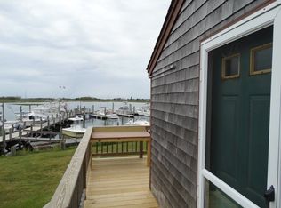 451 Gooseberry Rd, Wakefield, RI 02879