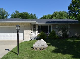 830 Franklin St, Charleston, IL 61920