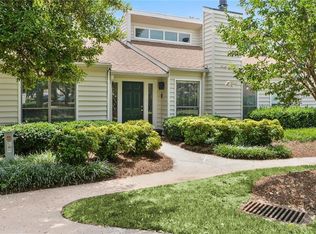 802 Serramonte Dr #802, Marietta, GA 30068