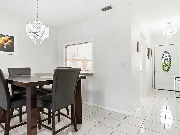 232 Lake Meryl Dr — Photo 12