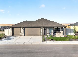 6891 W 24th Ave, Kennewick, WA 99338