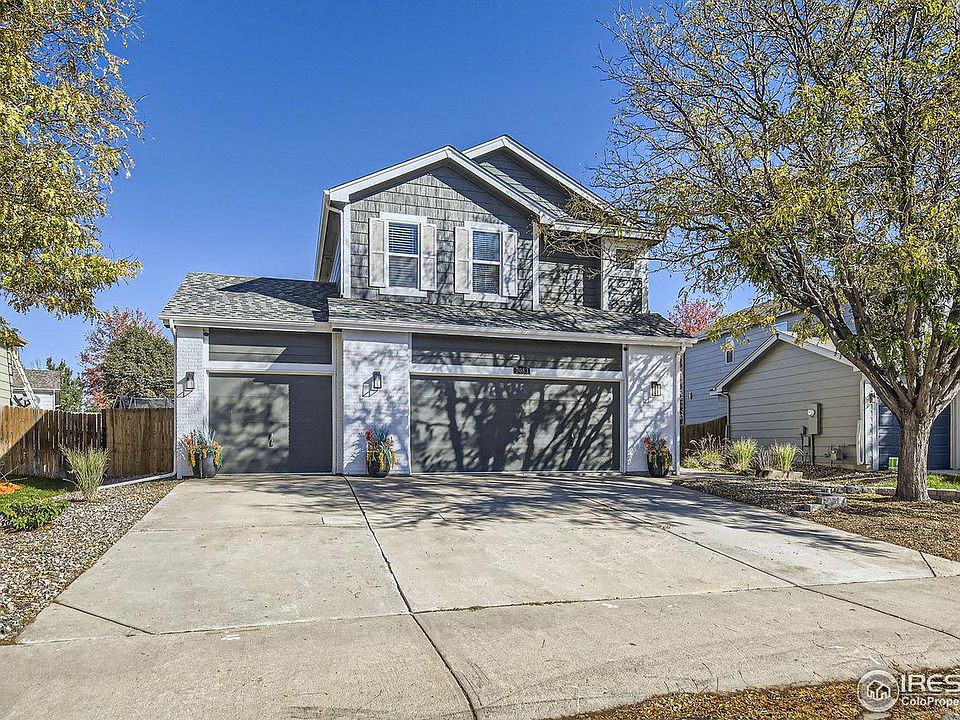 1st image of 2083 Village Dr