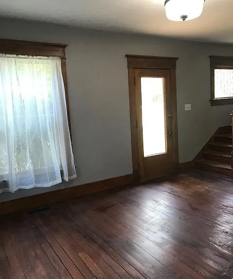 280 W William St — Photo 6