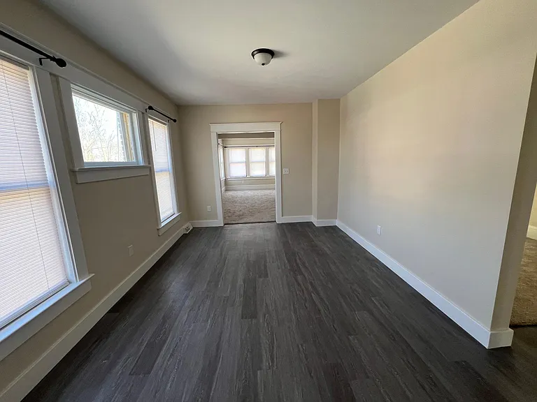 2402 Raspberry St #1 — Photo 8