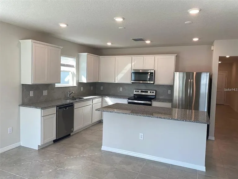 9643 Summers Cay Cir — Photo 7
