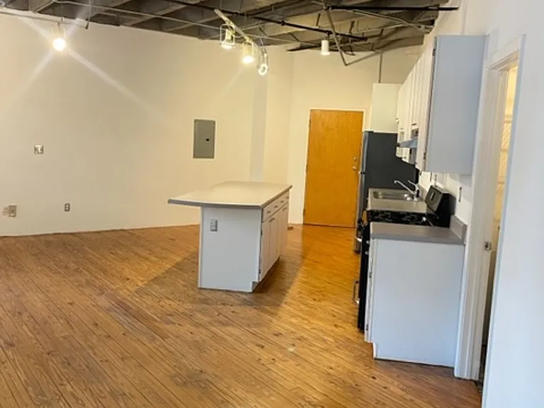 900 Peachtree Lofts — Photo 15