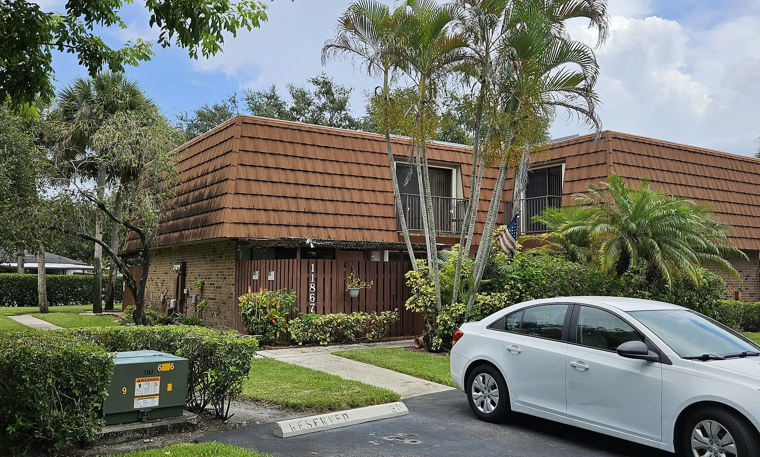 3 bed, 2.5 bath, 1654 sqft, $3,000 — Photo 1