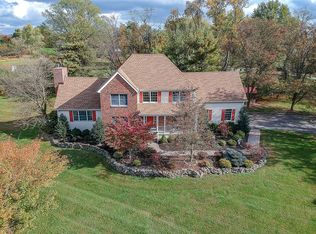 2 Van Fleet Rd, Neshanic Station, NJ 08853