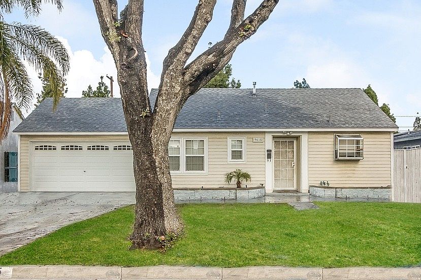 1st image of 9615 Foxbury Way