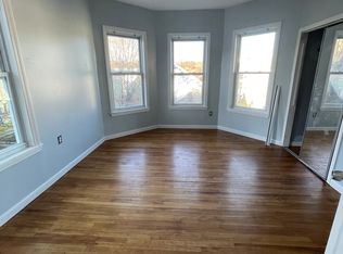 9 Townsend St APT 3, Worcester, MA 01609