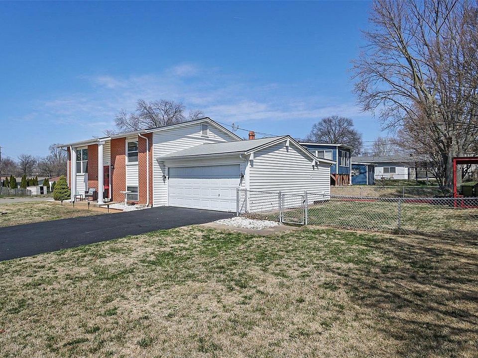 11947 Glenmar Dr, Maryland Heights, MO 63043 Zillow
