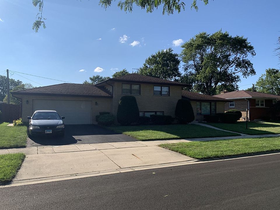 1st image of 17060 Louis Ct