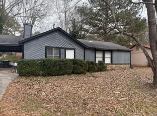 9023 Homewood Dr, Riverdale, GA