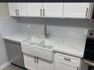 5725 N 8th Pl APT 18, Phoenix, AZ 85014