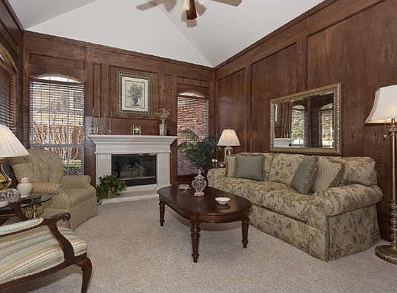 3rd image of 2723 Brookshire Dr