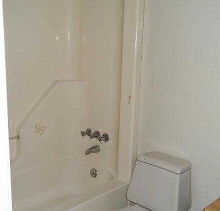 5th image of 3109 Atkinson Ave APT 216